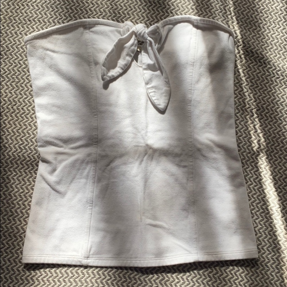 Express strapless top
